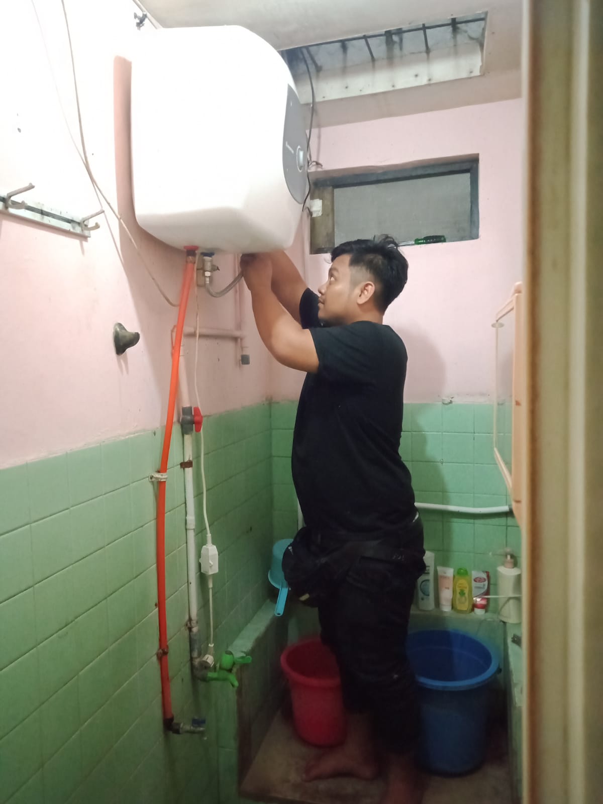 Berbagai Persoalan AC Yang Membutuhkan Penanganan Teknisi Jasa Service AC Panggilan Profesional